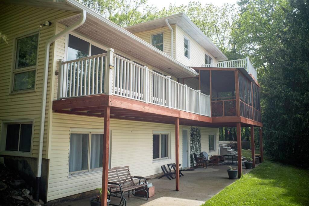 Finn'S Hideaway -Modern Family River Home 케쿡 외부 사진